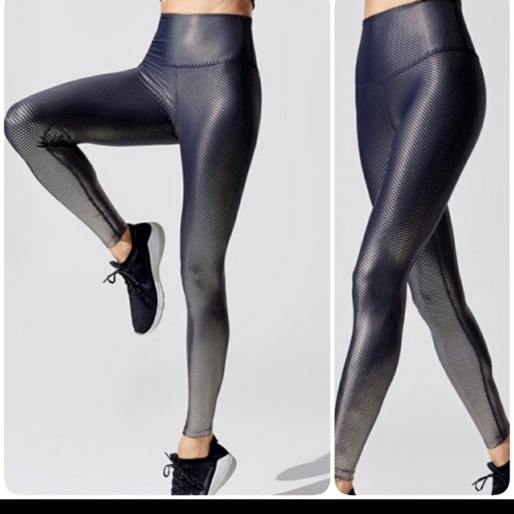 Beyond Yoga Spot On High Waisted Midi Leggings